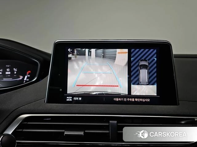 Peugeot 5008 second generation 2023 Черный из Кореи, фото 4