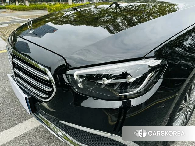 Mercedes-Benz E-class 2023 Черный из Китая, фото 4