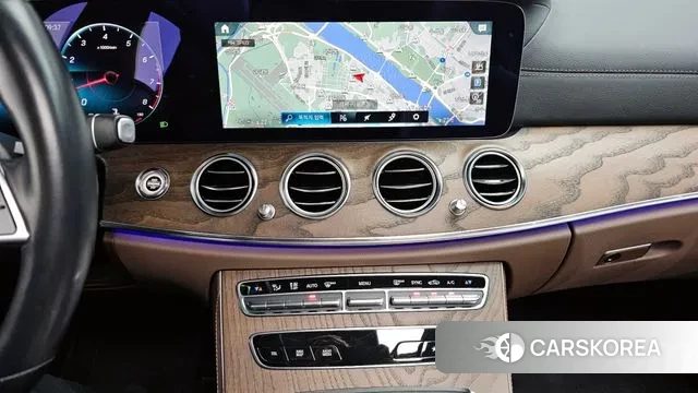 Mercedes-Benz E-Class W213 2020 Белый из Кореи, фото 4