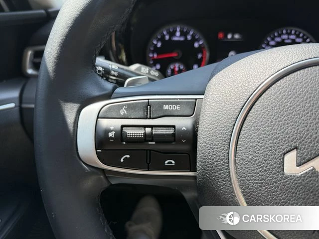 Kia K5 3rd generation 2023 Белый из Кореи, фото 4