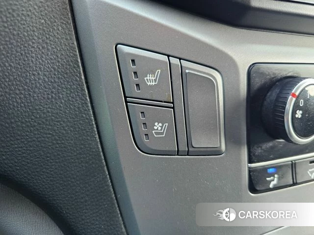 Hyundai The New Grand Starex 2018 Черный из Кореи, фото 4