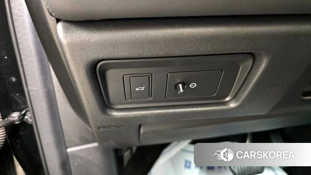 Land Rover Discovery Sports 2018 Черный из Кореи, фото 4