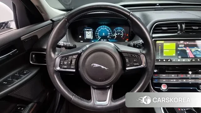 Jaguar XE 2018 Белый из Кореи, фото 4