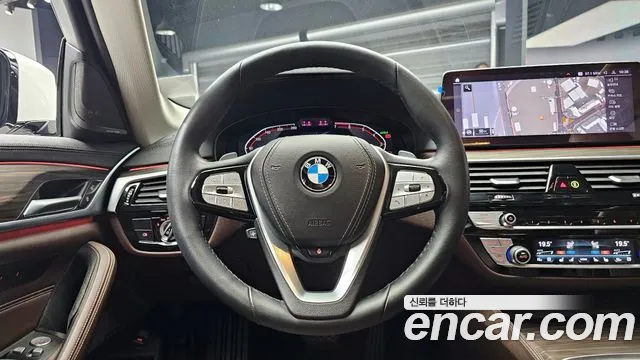 BMW 5 Series (G30) 2021 Белый из Кореи, фото 4