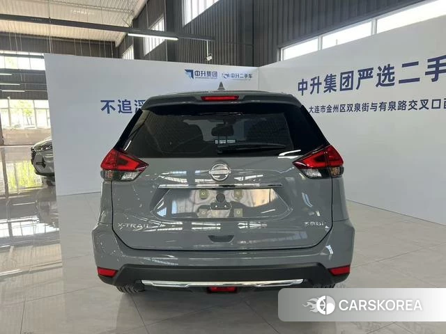 Nissan Qijun 2025 Темно-серый из Китая, фото 4