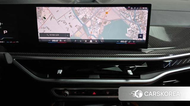 BMW X6 (G06) 2024 Светло-серебряный цвет из Кореи, фото 4