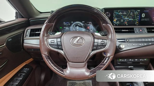 Lexus ES300h 7th generation 2021 Черный из Кореи, фото 4