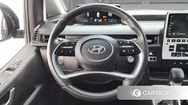 Hyundai Staria 2022 Черный из Кореи, фото 4