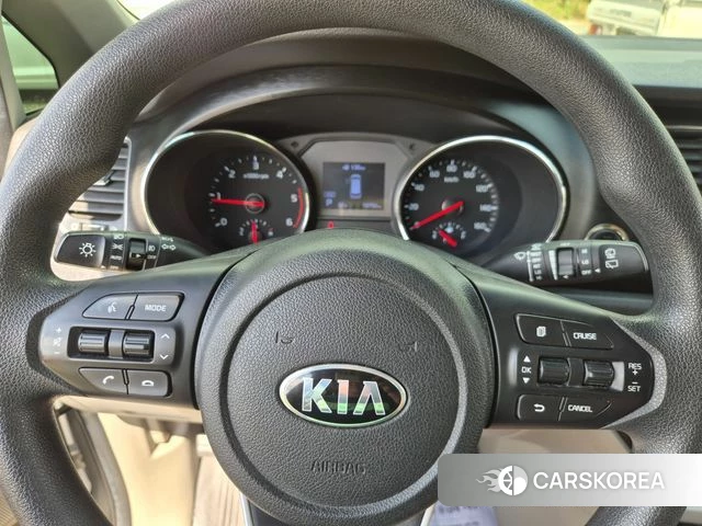Kia The New Carnival 2019 Серебряный из Кореи, фото 4