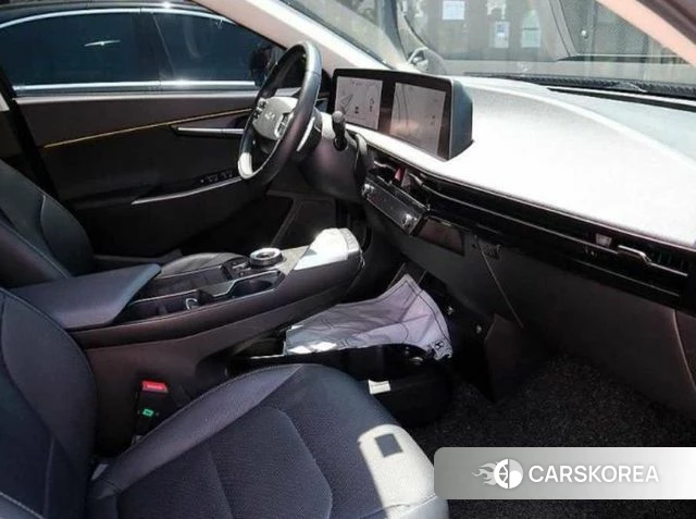 Kia EV6 2022 Черный из Кореи, фото 4