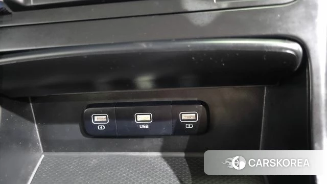 Kia Carnival 4th generation 2022 Белый из Кореи, фото 4