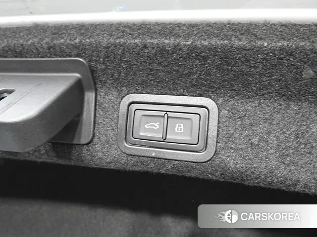 Audi A6 (C8) 2021 Белый из Кореи, фото 4