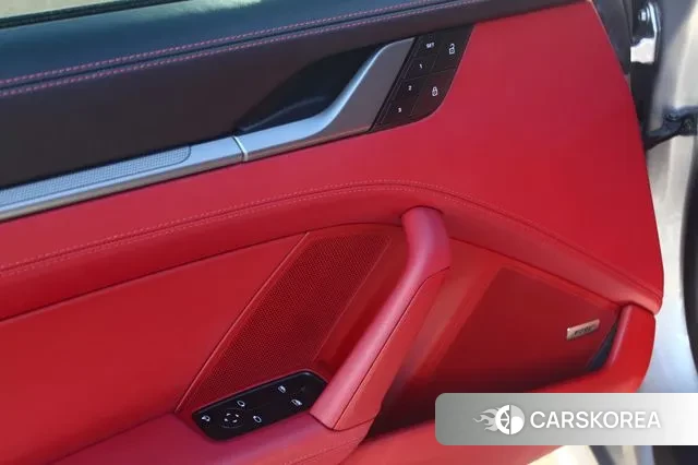 Porsche 911(992) 2024 Серебряный из Кореи, фото 4