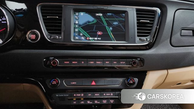 Kia The New Carnival 2018 Черный из Кореи, фото 4