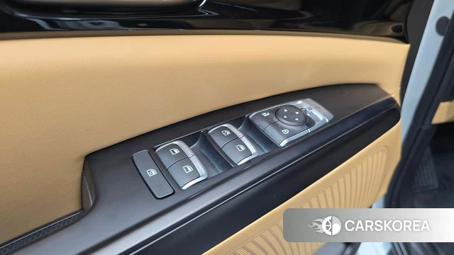 Kia Carnival 4th generation 2023 Белый из Кореи, фото 4