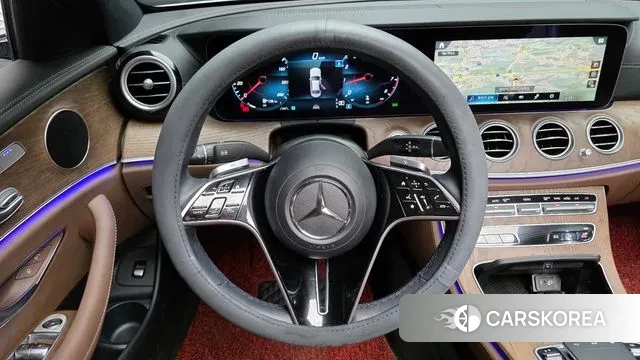 Mercedes-Benz E-Class W213 2022 Белый из Кореи, фото 4