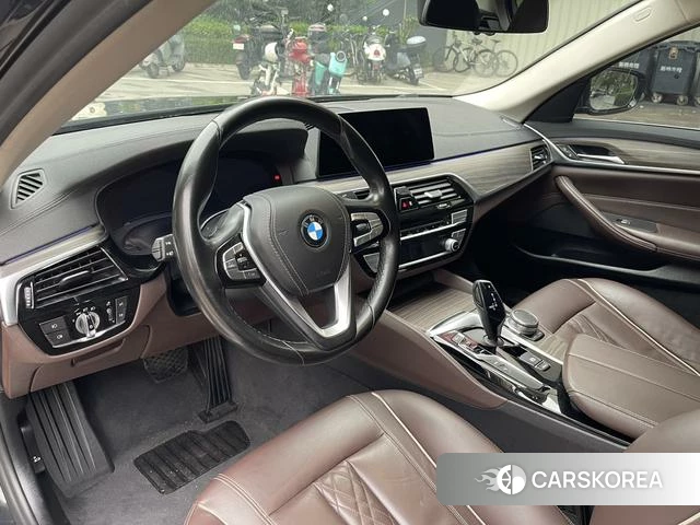 BMW 5 series PHEV 2019 Черный из Китая, фото 4