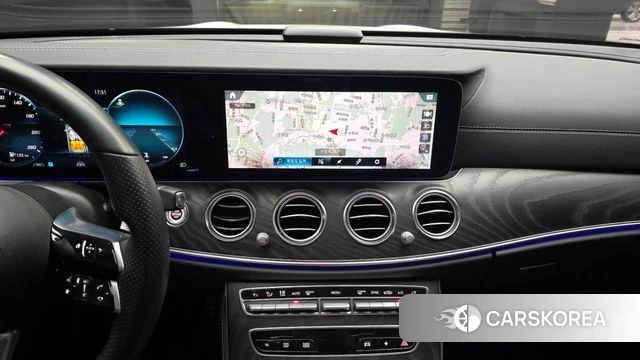 Mercedes-Benz E-Class W213 2021 Белый из Кореи, фото 4