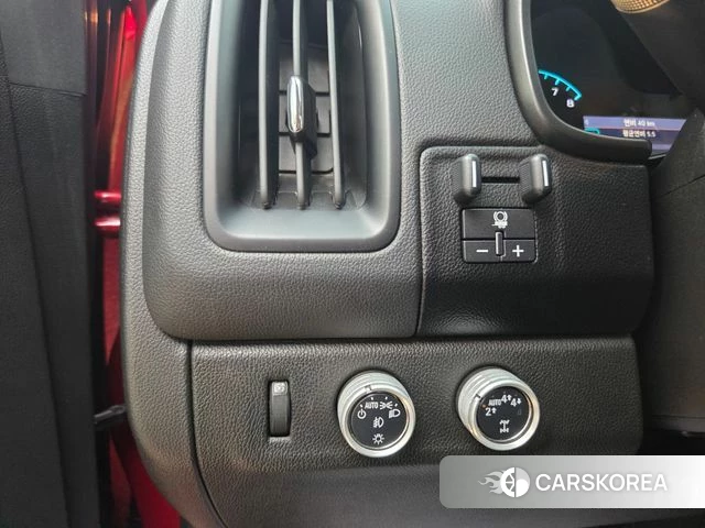 Chevrolet (GM Daewoo) Real New Colorado 2021 Красный из Кореи, фото 4