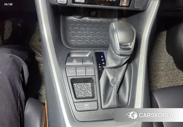 Toyota RAV4 5th Generation 2023 Белый из Кореи, фото 4