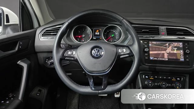 Volkswagen Tiguan second Generation 2020 Белый из Кореи, фото 4