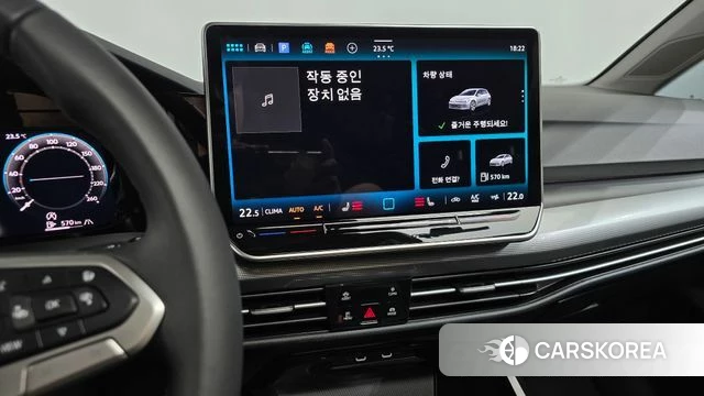 Volkswagen Golf 8th Generation 2025 Белый из Кореи, фото 4