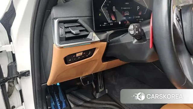 BMW 3 Series (G20) 2023 Белый из Кореи, фото 4