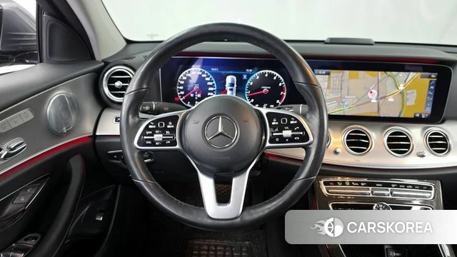 Mercedes-Benz E-Class W213 2018 Серый из Кореи, фото 4