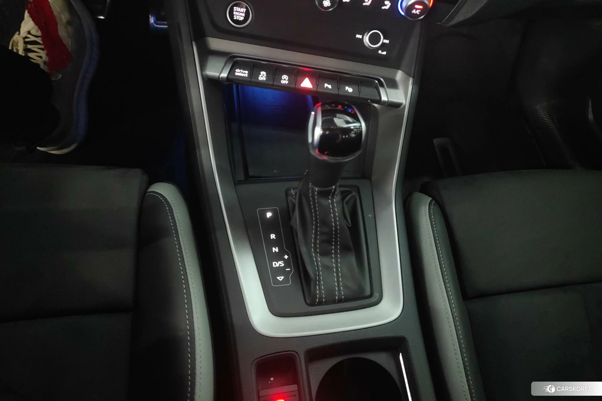 Audi Q3 2020 Темно-серый из Китая, фото 4