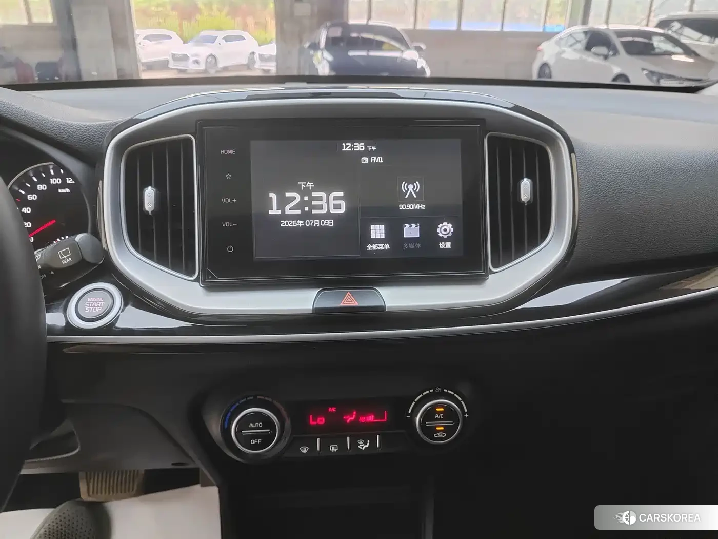 Kia KX1 2022 Белый из Китая, фото 4