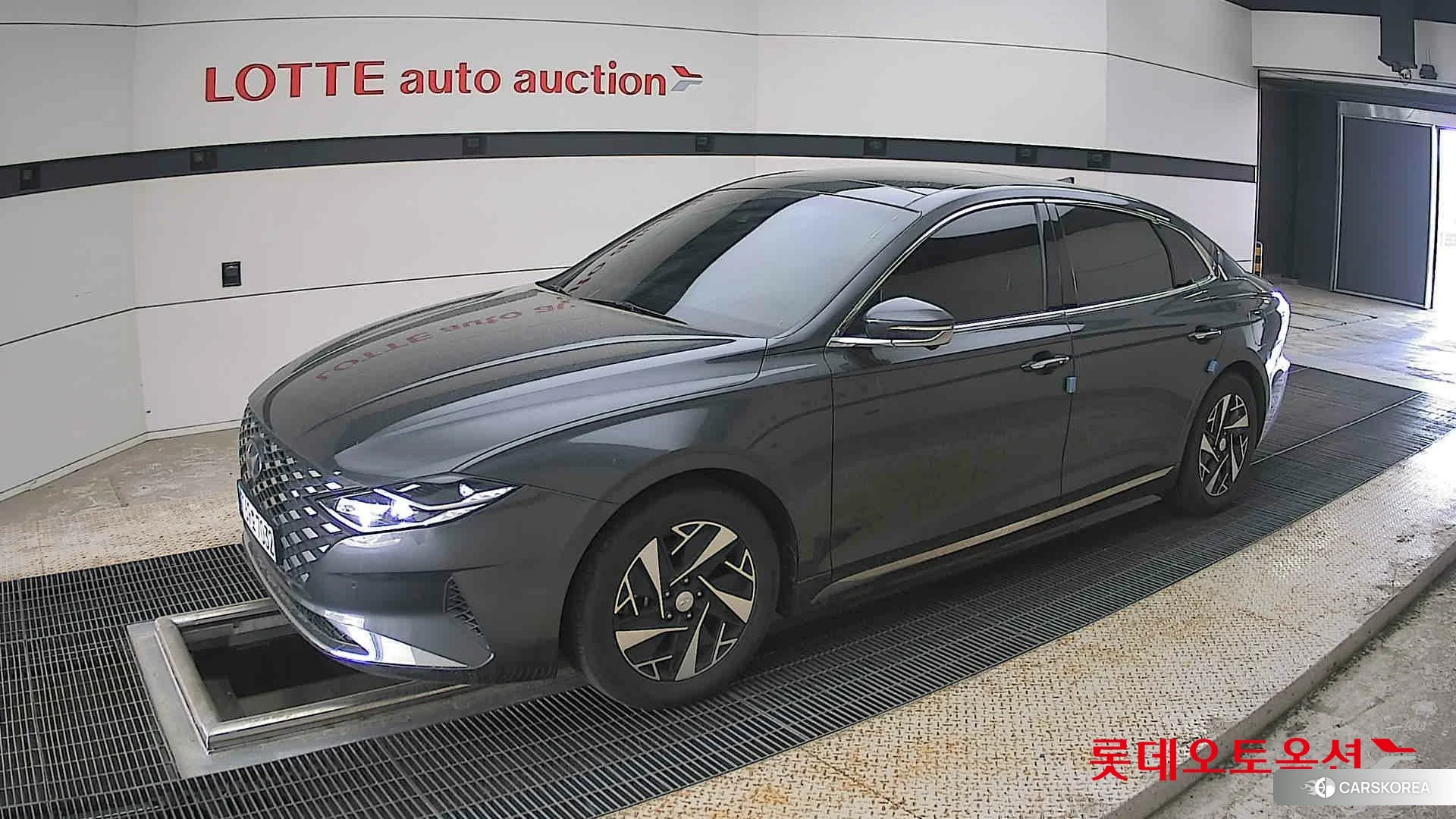 Hyundai Grandeur Hybrid 2022 Nocturne Grey Metallic из Кореи, фото 4