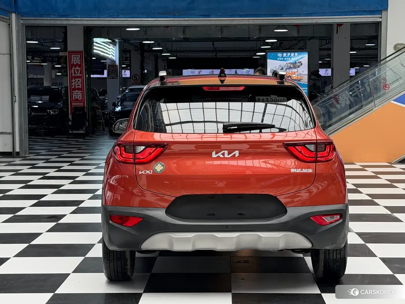 Kia KX1 2023 Yellow/orange из Китая, фото 4