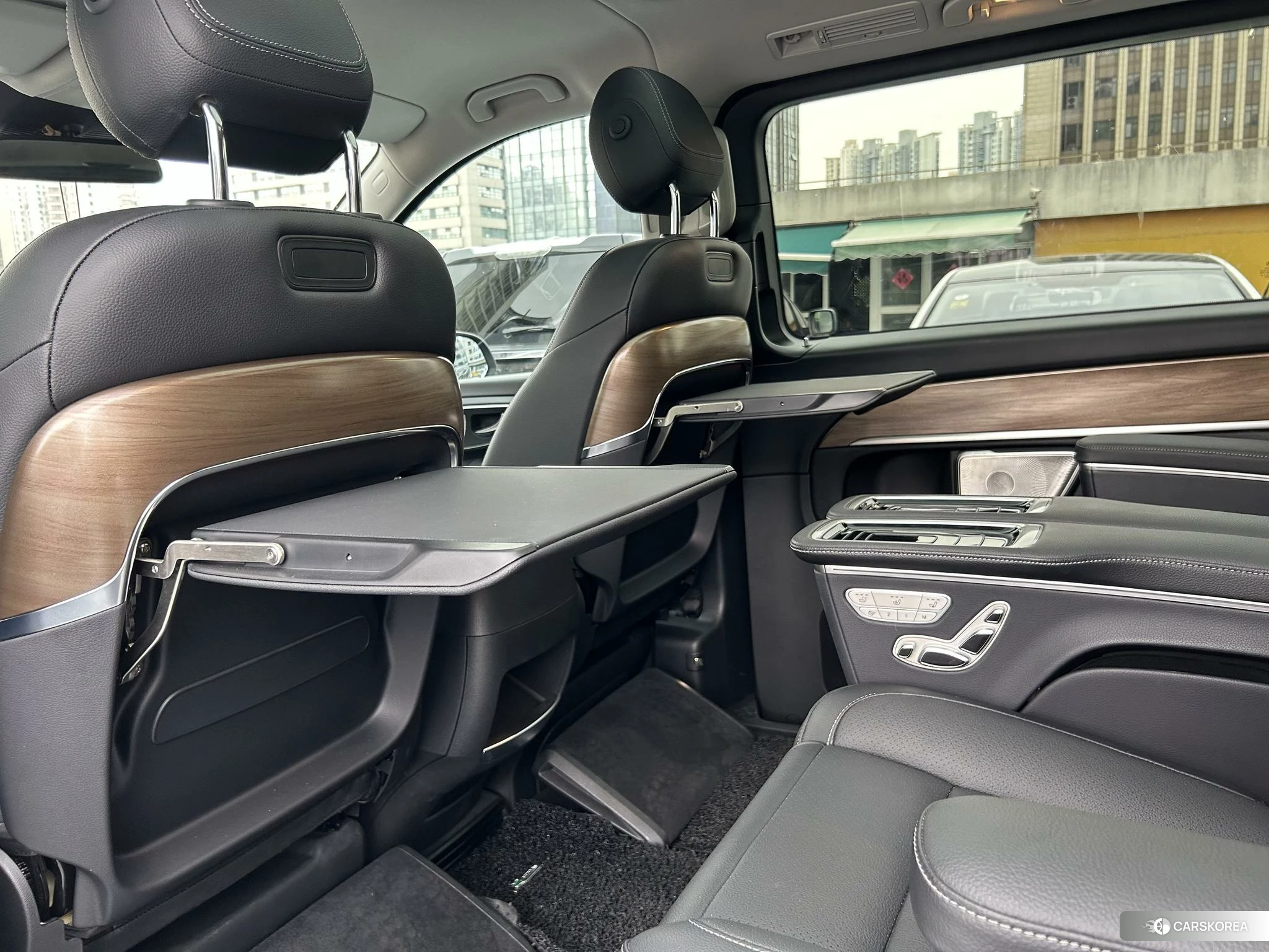 Mercedes-Benz V-class 2022 Черный из Китая, фото 4