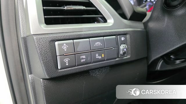 Ssangyong Beautiful Korando 2022 Белый из Кореи, фото 4