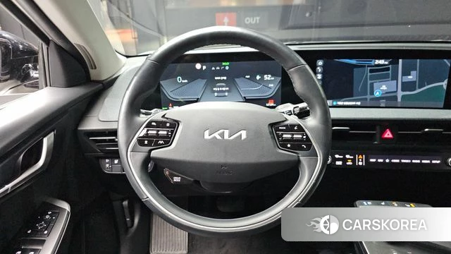 Kia EV6 2023 Жемчужный цвет из Кореи, фото 4