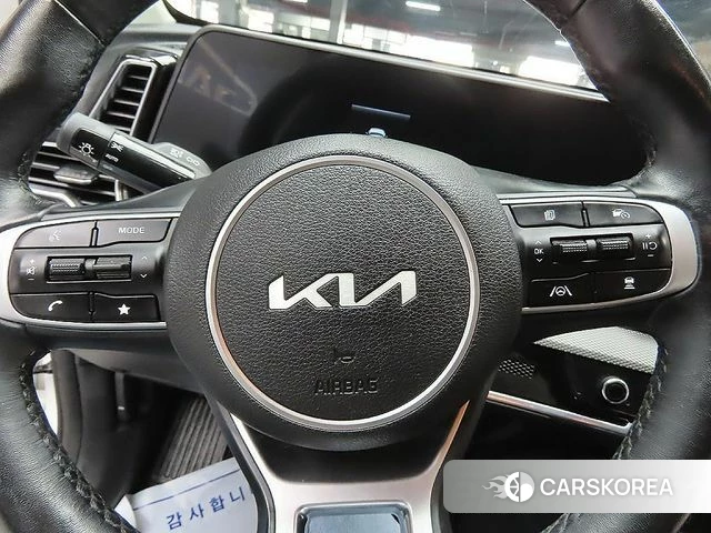 Kia Sportage 5th Generation 2022 Белый из Кореи, фото 4