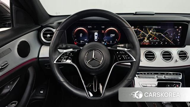 Mercedes-Benz E-Class W213 2021 Черный из Кореи, фото 4
