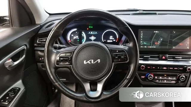 Kia Niro Plus 2022 Серебряный из Кореи, фото 4