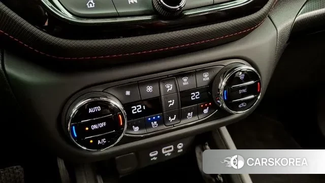 Chevrolet (GM Daewoo) Trailblazer 2021 Белый из Кореи, фото 4