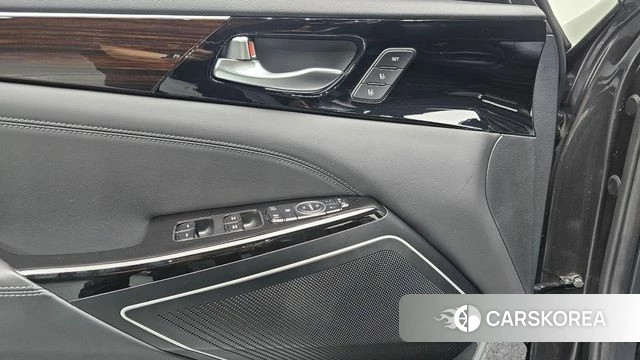 Kia Come New K7 2019 Серый из Кореи, фото 4