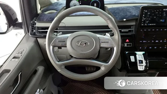 Hyundai Staria 2022 Белый из Кореи, фото 4