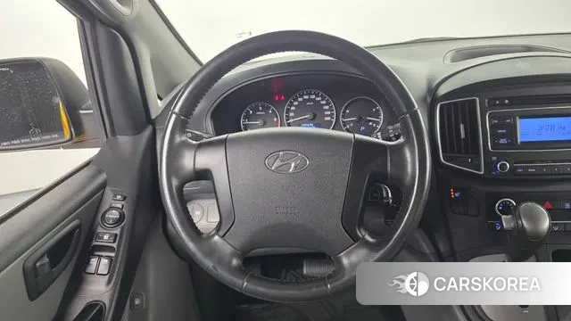 Hyundai The New Grand Starex 2019 Желтый из Кореи, фото 4