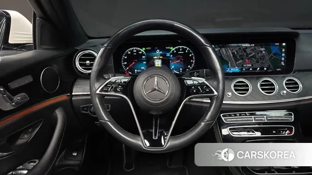 Mercedes-Benz E-Class W213 2022 Белый из Кореи, фото 4