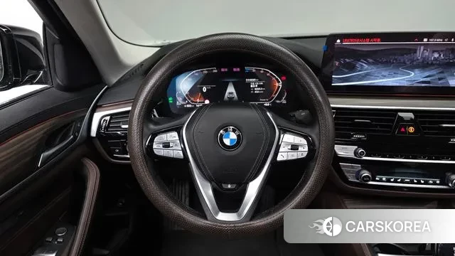 BMW 5 Series (G30) 2021 Черный из Кореи, фото 4