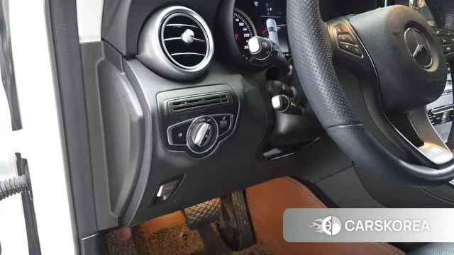 Mercedes-Benz GLC-Class X253 2019 Белый из Кореи, фото 4