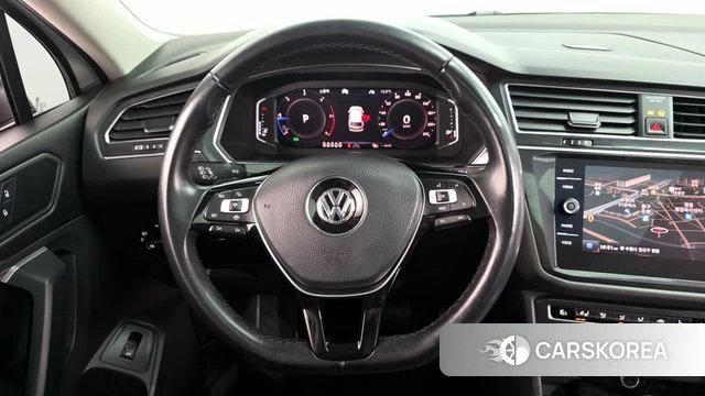 Volkswagen Tiguan Allspace 2020 Белый из Кореи, фото 4