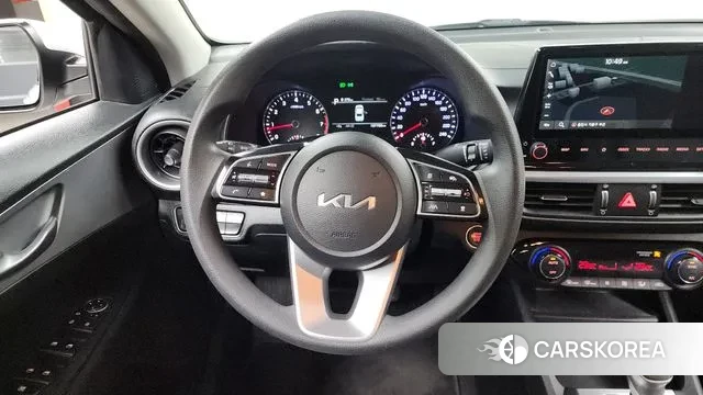 Kia The New K3 2nd generation 2021 Белый из Кореи, фото 4