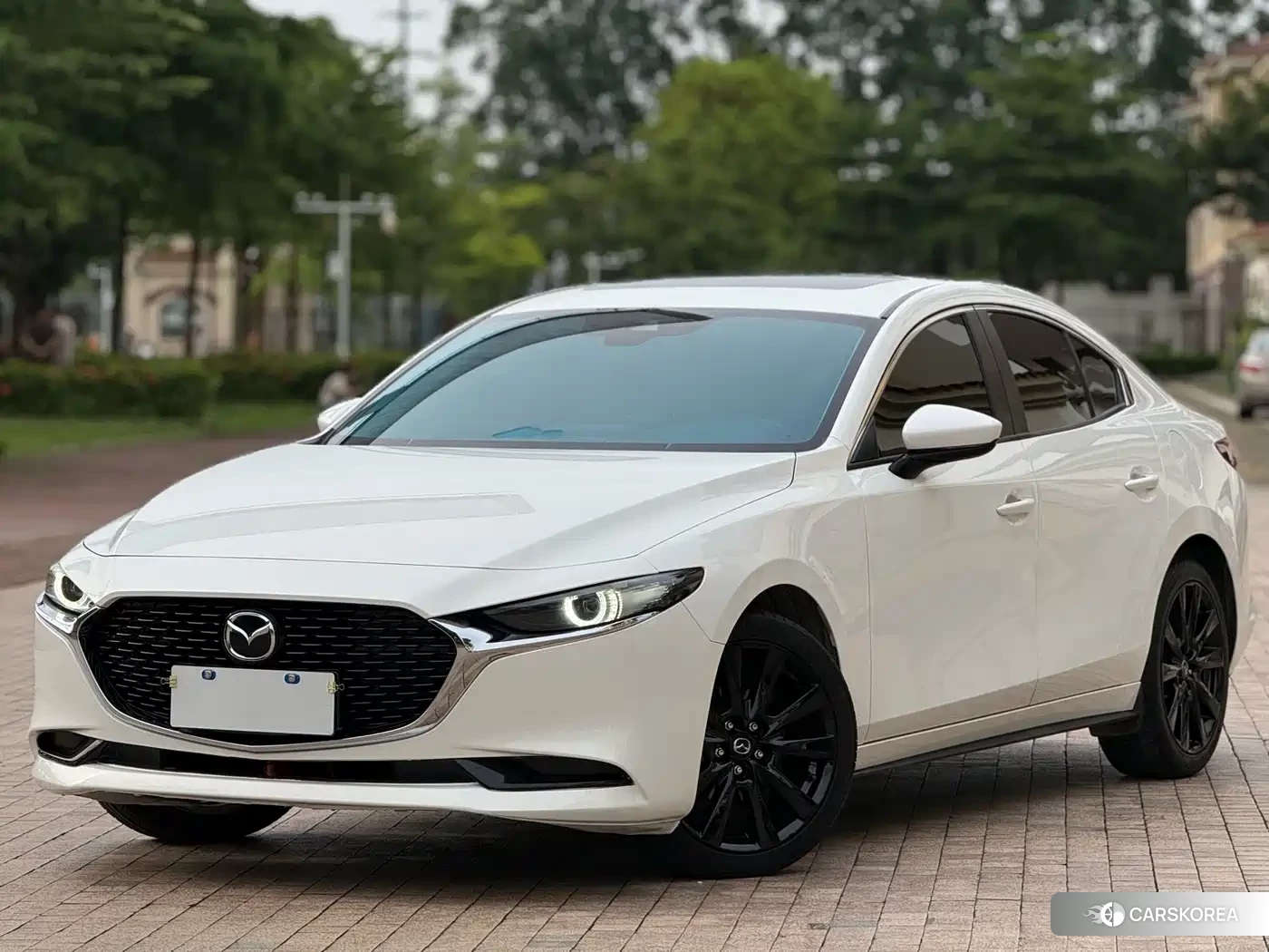 Mazda 3 2023 Белый из Китая, фото 4