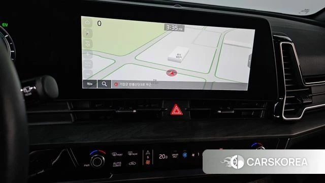 Kia Sportage 5th Generation Hybrid 2024 Белый из Кореи, фото 4