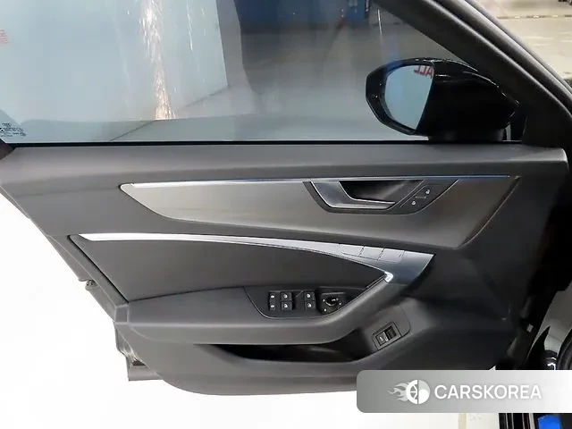 Audi A6 (C8) 2020 Черный из Кореи, фото 4